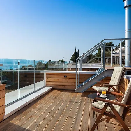 Bura Marusici (Split-Dalmatia)